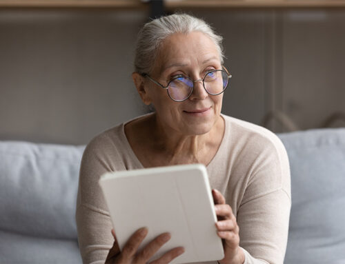 How long after cataract surgery can you lift 20lbs?